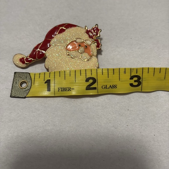 Vintage Santa brooch pin - Picture 3 of 4